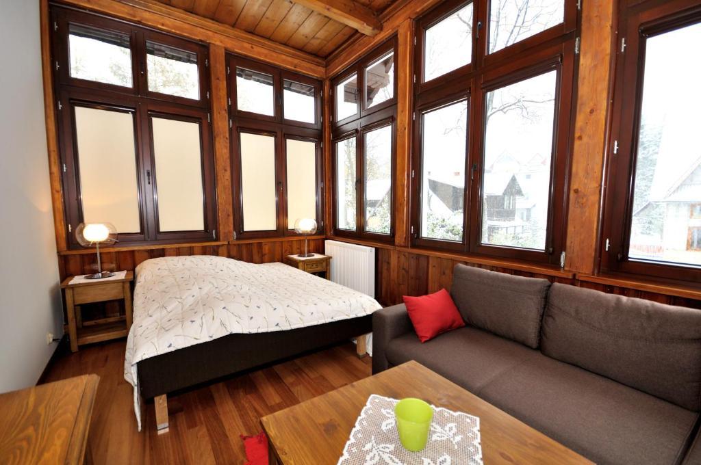 Gimnazjalna 5 - Apartamenty I Pokoje W Centrum Zakopanego 部屋 写真