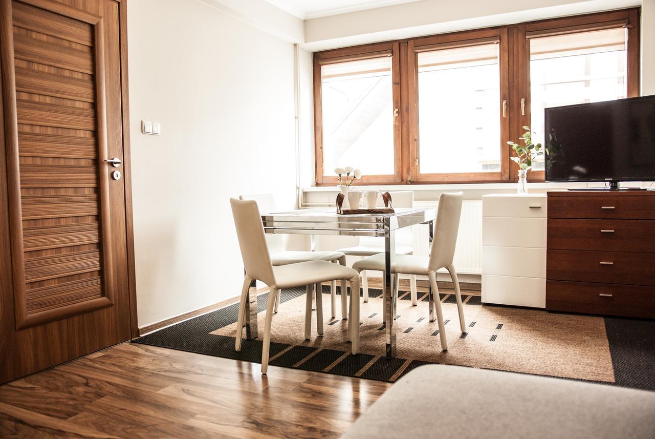 Gimnazjalna 5 - Apartamenty I Pokoje W Centrum Zakopanego エクステリア 写真